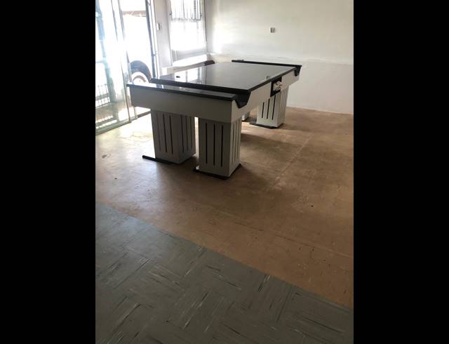 200M² BUSINESS FOR SALE IN WINDERMERE
